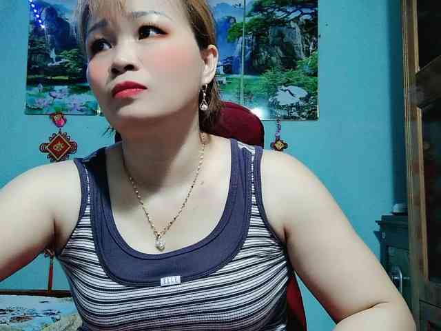 Linhanhsex2k webcam