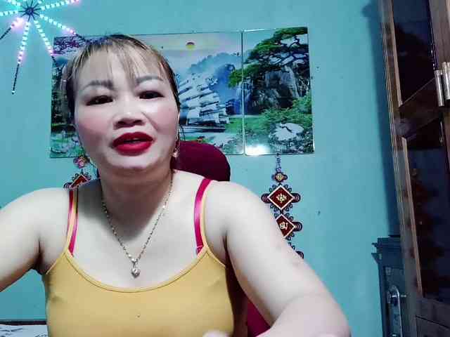 Linhanhsex2k webcam