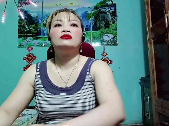 Linhanhsex2k webcam