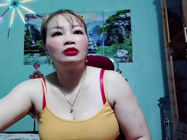 Linhanhsex2k webcam