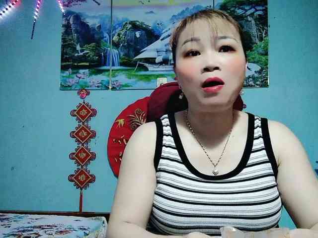 Linhanhsex2k webcam