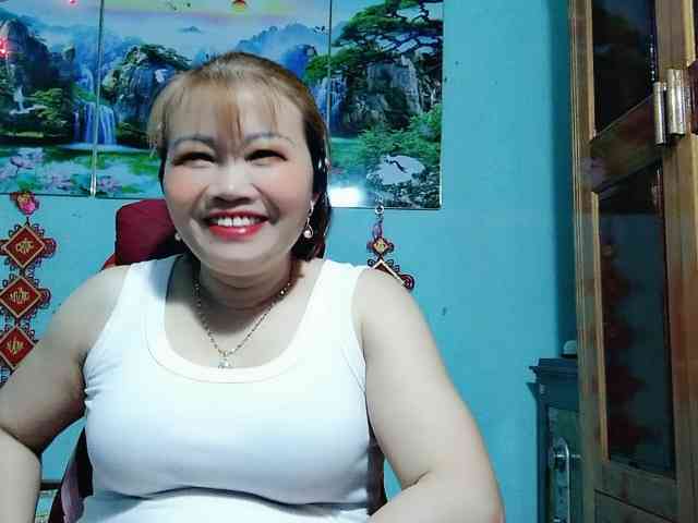 Linhanhsex2k webcam