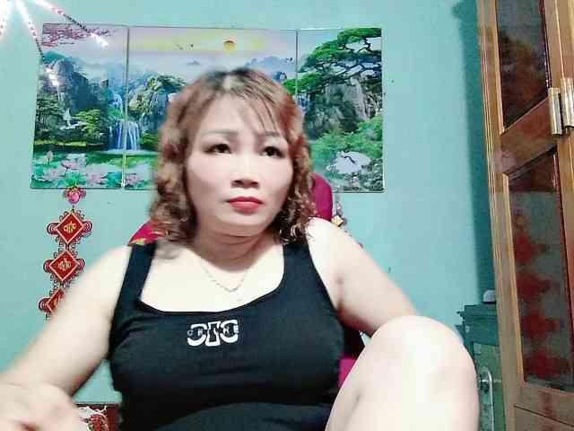 Linhanhsex2k webcam