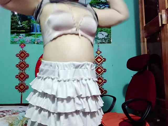 Linhanhsex2k webcam