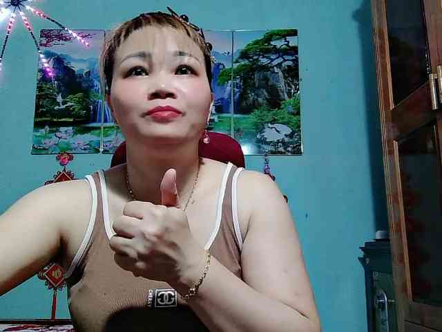 Linhanhsex2k webcam