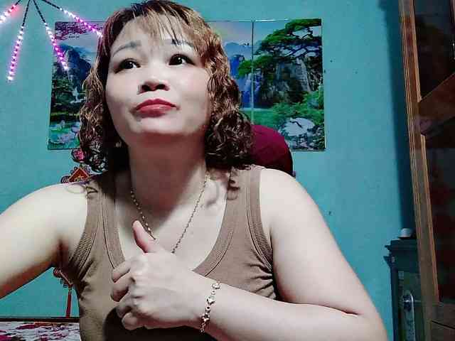Linhanhsex2k webcam