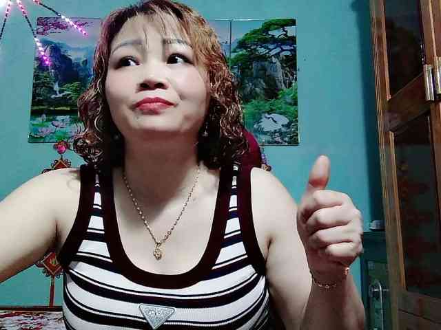 Linhanhsex2k webcam