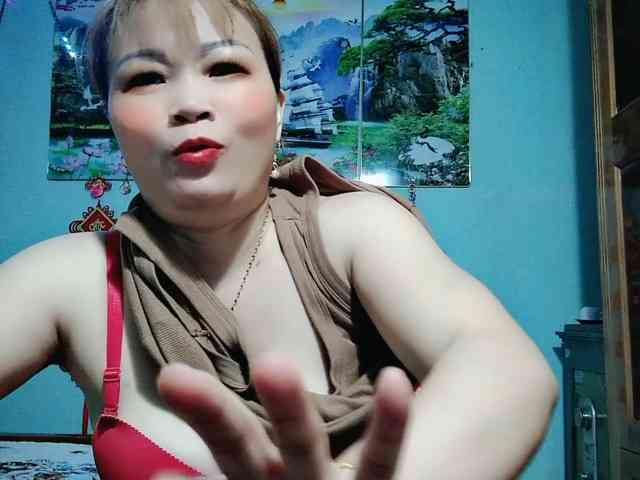 Linhanhsex2k webcam