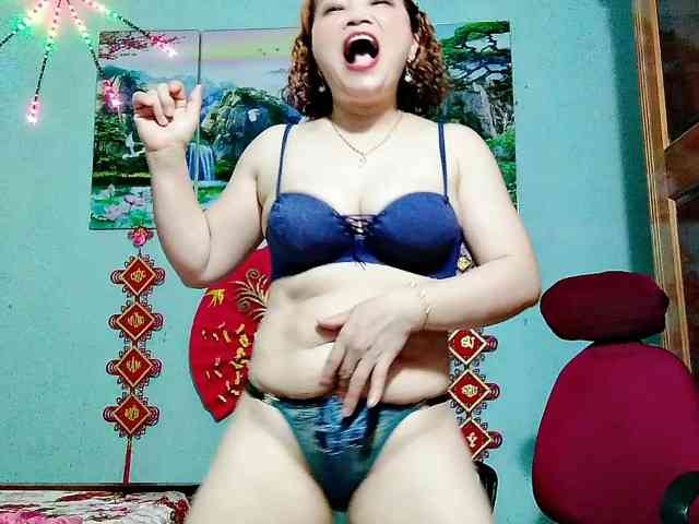 Linhanhsex2k webcam