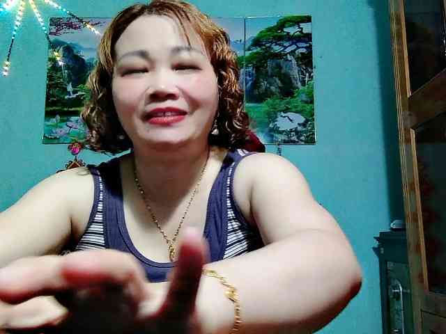 Linhanhsex2k webcam