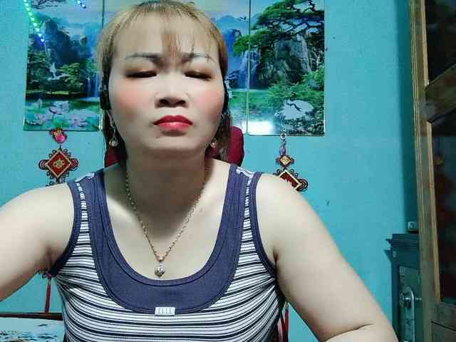 Linhanhsex2k webcam