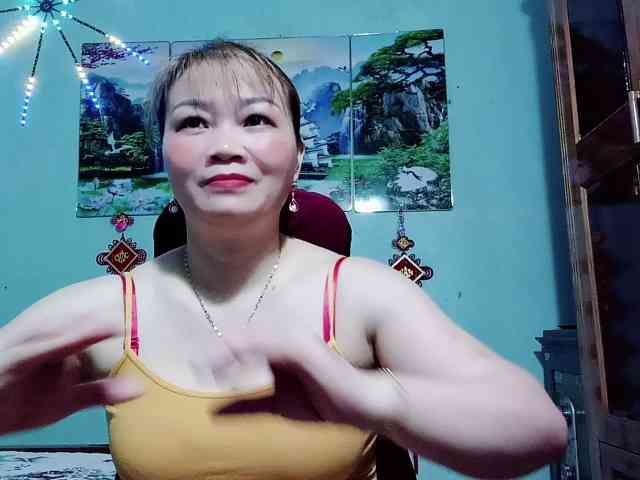 Linhanhsex2k webcam