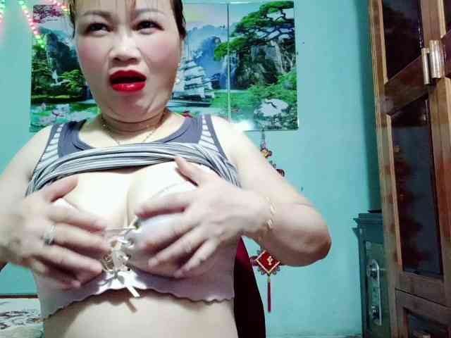 Linhanhsex2k webcam