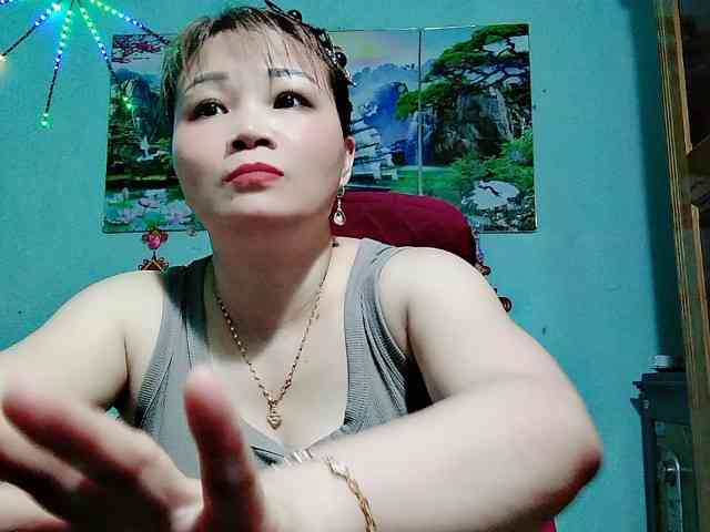 Linhanhsex2k webcam