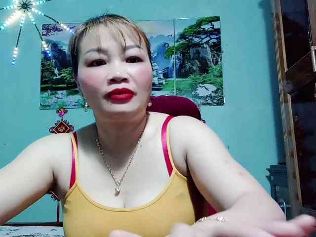 Linhanhsex2k webcam