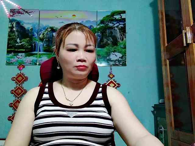 Linhanhsex2k webcam