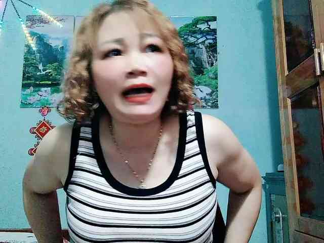 Linhanhsex2k webcam