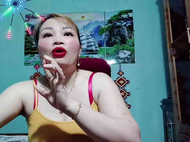 Linhanhsex2k webcam