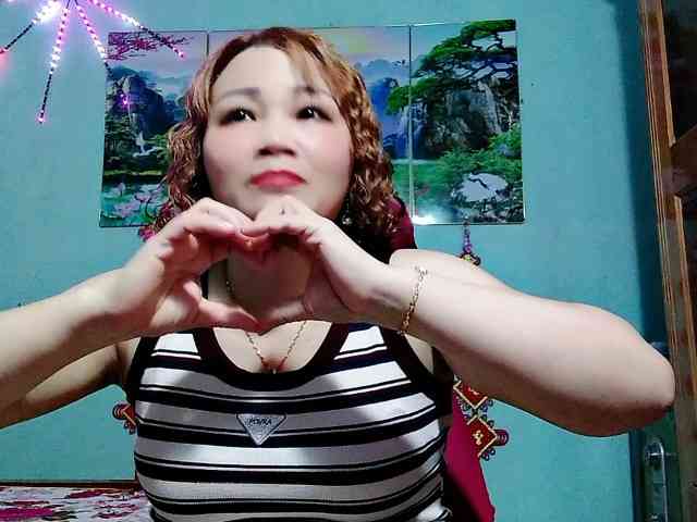 Linhanhsex2k Live Webcam on BongaCams