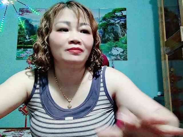 Linhanhsex2k webcam