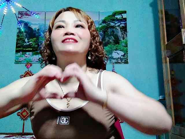 Linhanhsex2k webcam