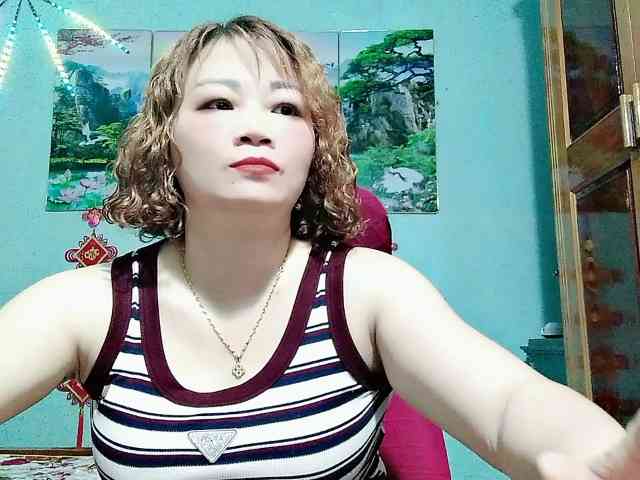 Linhanhsex2k webcam