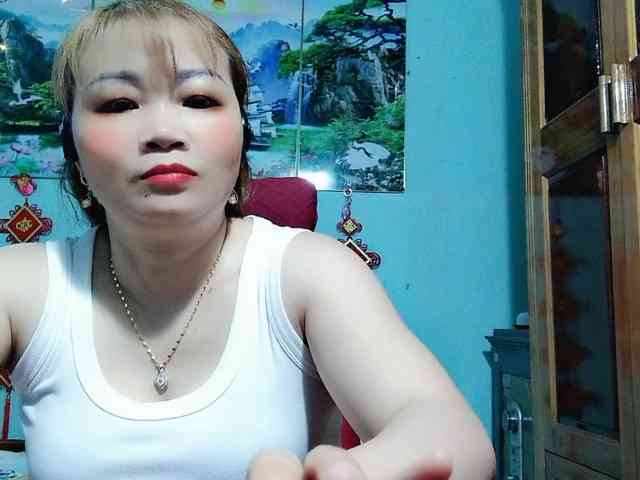 Linhanhsex2k webcam