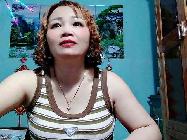Linhanhsex2k webcam