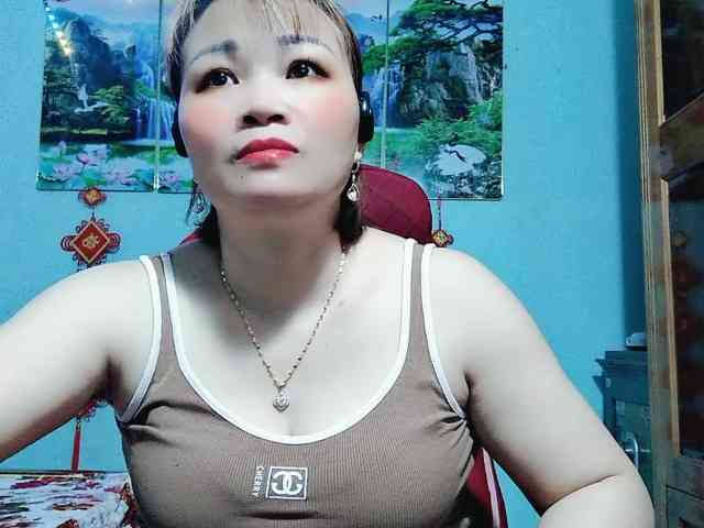 Linhanhsex2k webcam