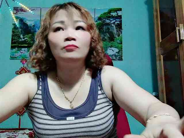 Linhanhsex2k webcam