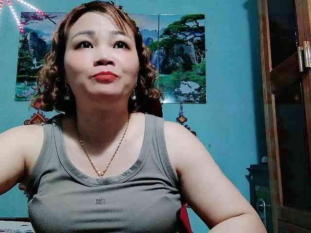 Linhanhsex2k webcam