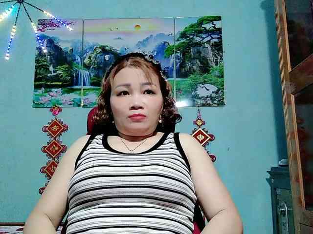 Linhanhsex2k webcam