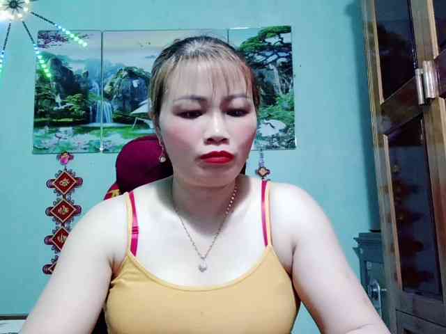 Linhanhsex2k webcam