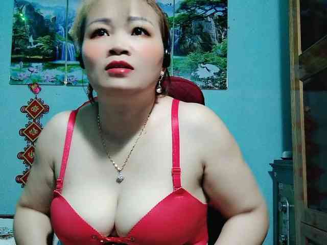 Linhanhsex2k webcam