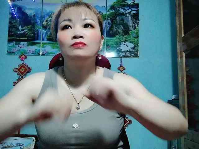 Linhanhsex2k webcam
