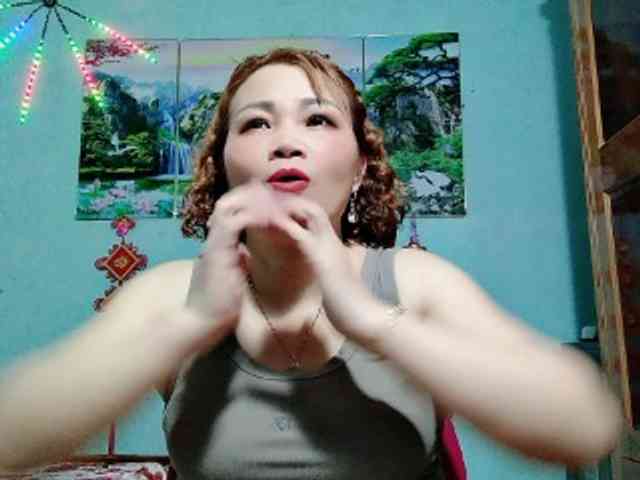 Linhanhsex2k webcam