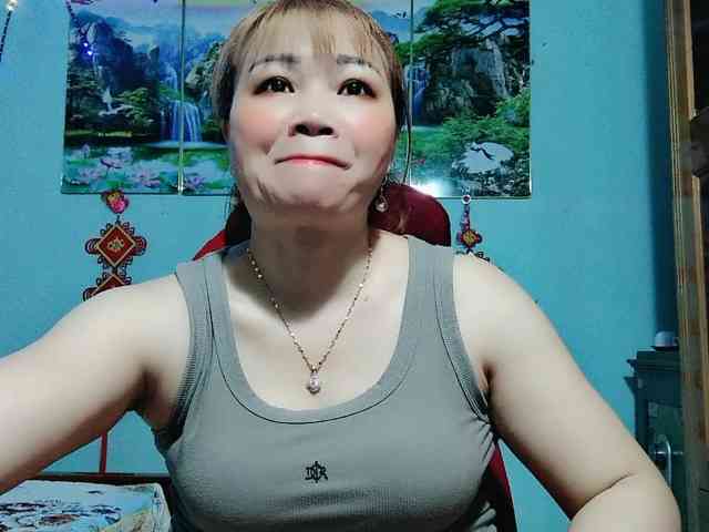 Linhanhsex2k webcam