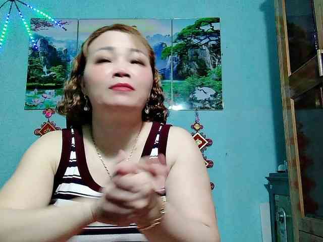 Linhanhsex2k webcam