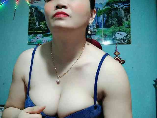 Linhanhsex2k webcam