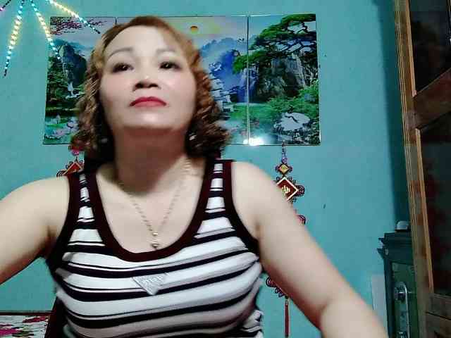 Linhanhsex2k webcam