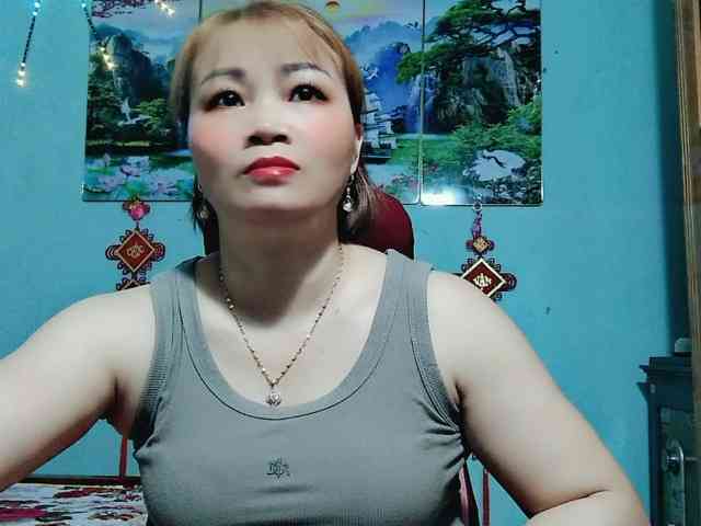 Linhanhsex2k webcam