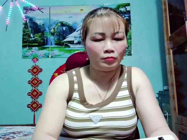 Linhanhsex2k webcam