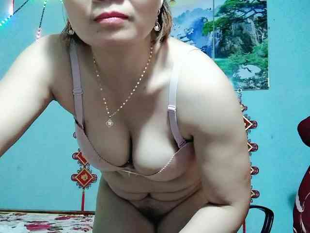 Linhanhsex2k webcam