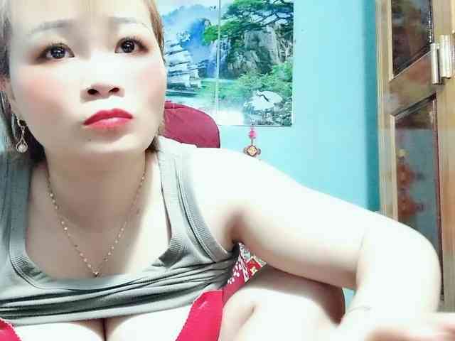 Linhanhsex2k webcam