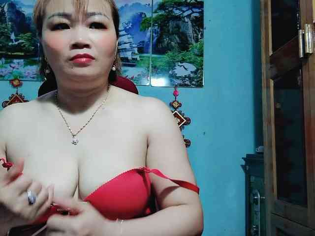 Linhanhsex2k webcam