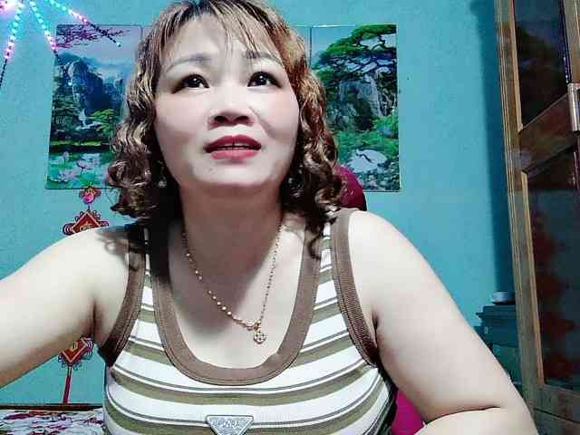Linhanhsex2k webcam