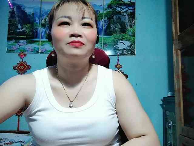 Linhanhsex2k webcam