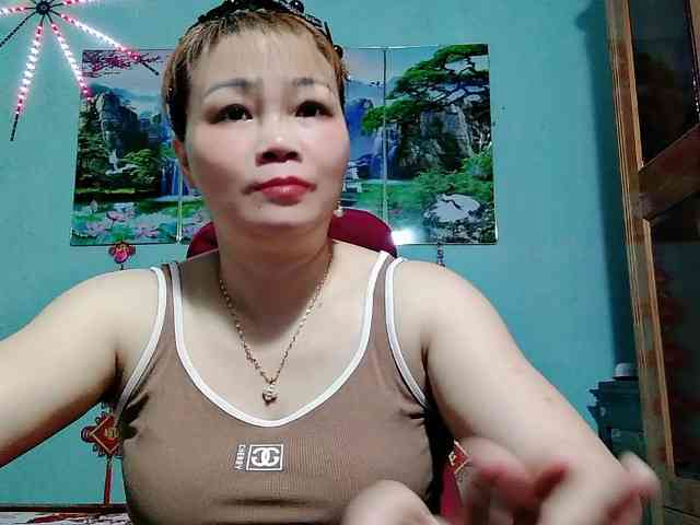 Linhanhsex2k webcam