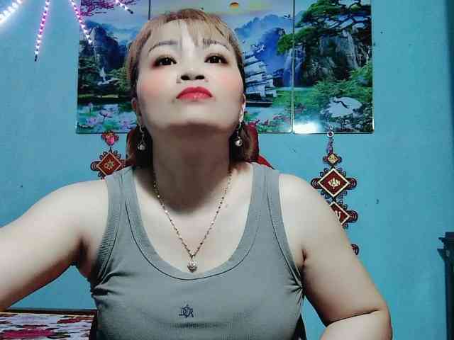 Linhanhsex2k webcam