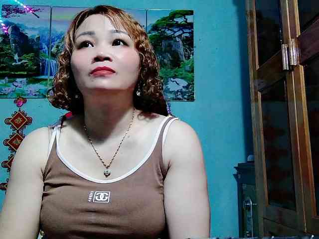 Linhanhsex2k webcam